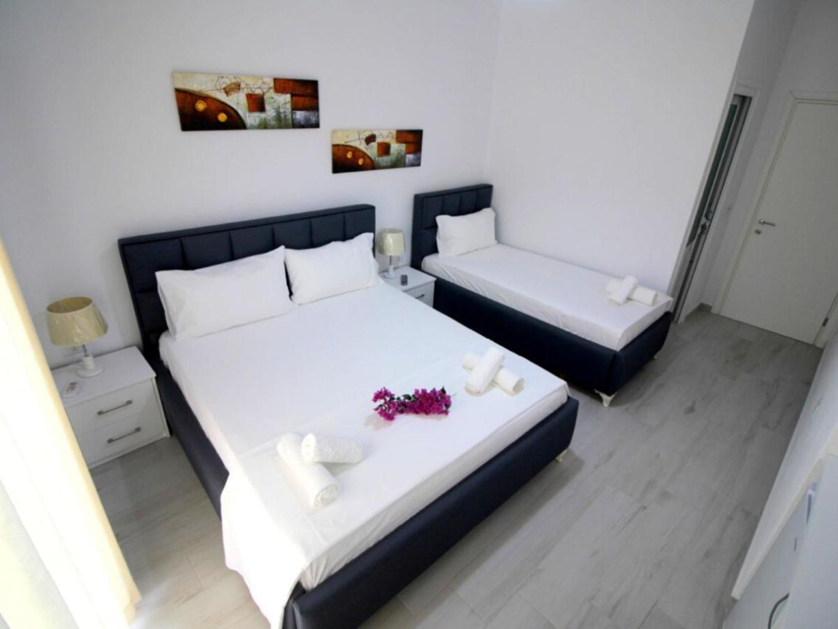 Gusto Di Casa Hotel Sarande Exterior photo